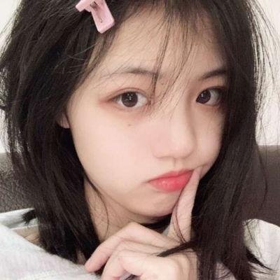 窃窃私语